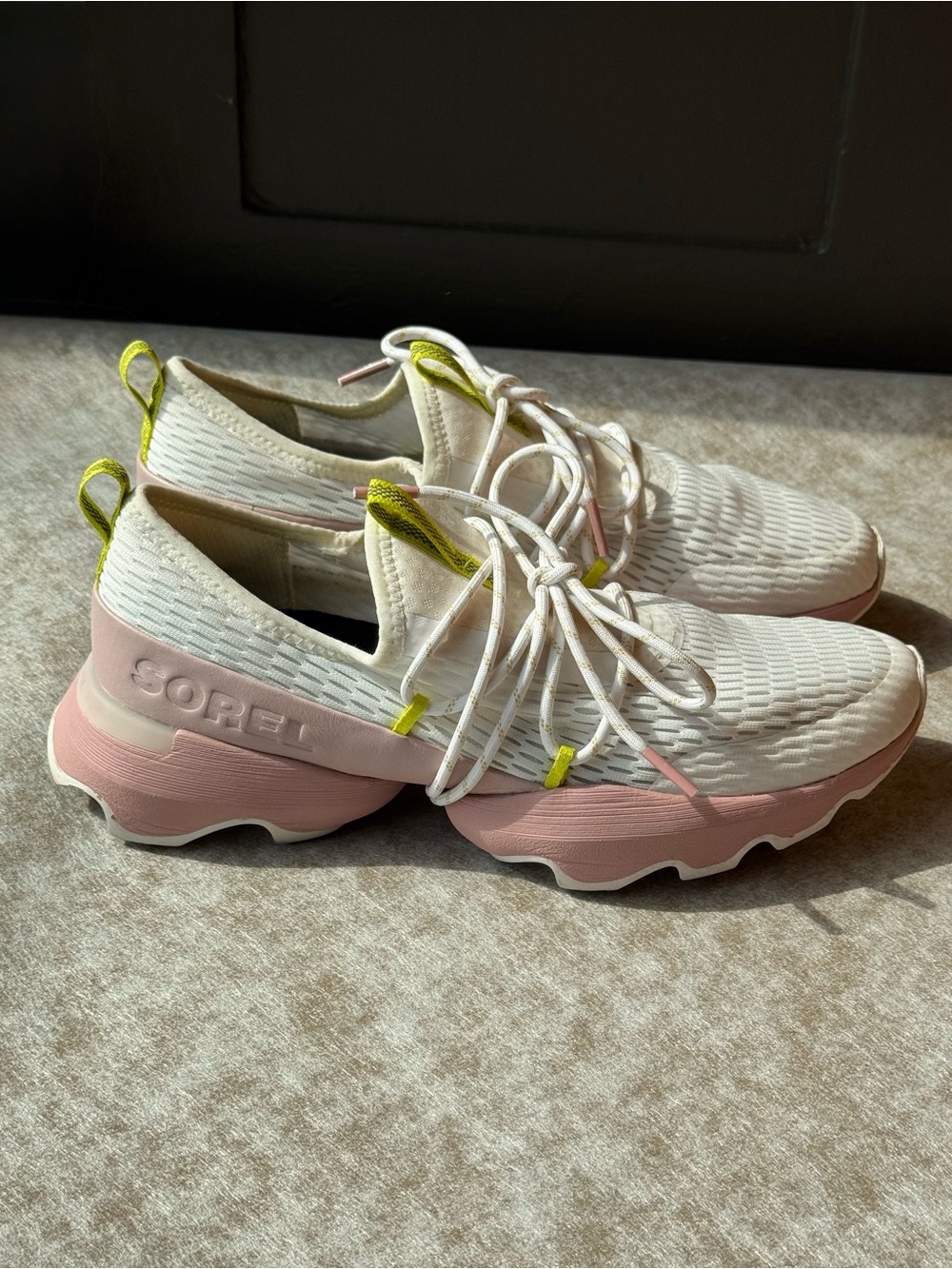 SOREL Kinetic Lace White Pink Chunky Platform Sneakers Women’s 8.5 - Picture 5 of 8